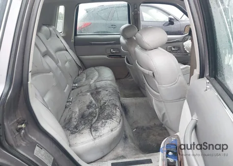 1995 Lincoln Town Car Signature/Spinnaker из США, поврежденный, VIN 1LNLM82W4SY754004